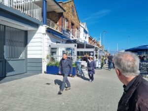 Arriving at Howth and looking for good food